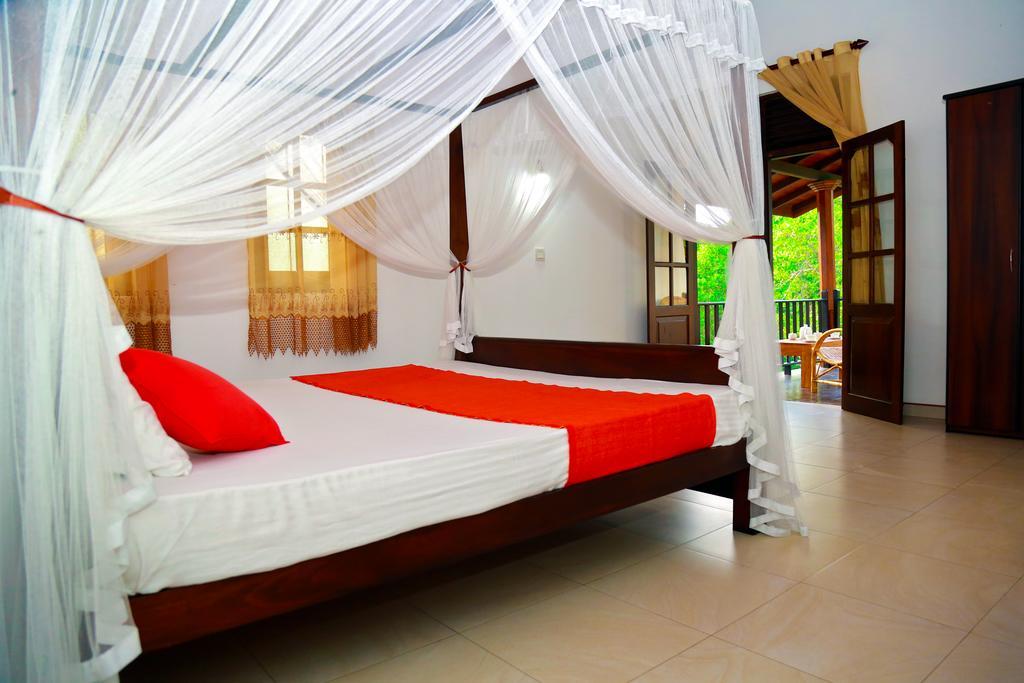 4 S Villa Тангалла Экстерьер фото
