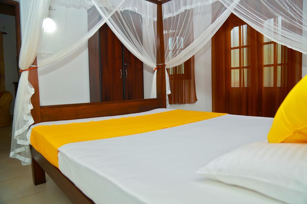 4 S Villa Тангалла Экстерьер фото