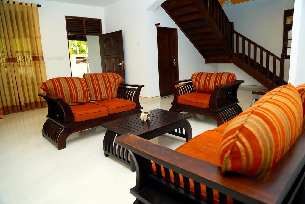 4 S Villa Тангалла Экстерьер фото