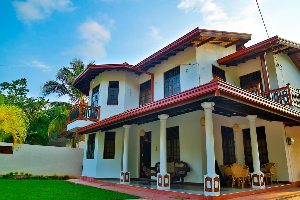 4 S Villa Тангалла Экстерьер фото